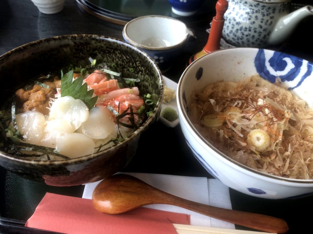 3色丼
